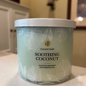 Goose creek Soothing Coconut candle